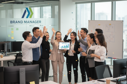 Ăn mừng thành công Dịch Vụ Marketing Hòa Bình